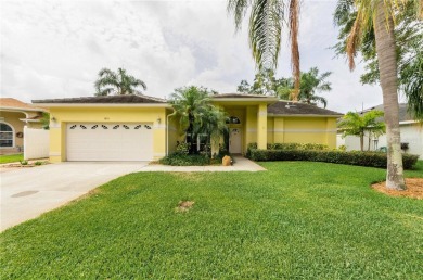 Beach Home Sale Pending in Dunedin, Florida