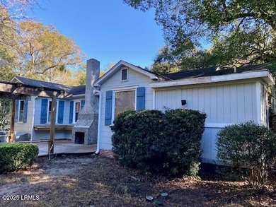 Beach Home For Sale in Beaufort, South Carolina