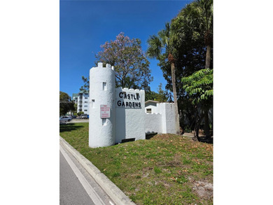 Beach Condo For Sale in Lauderhill, Florida
