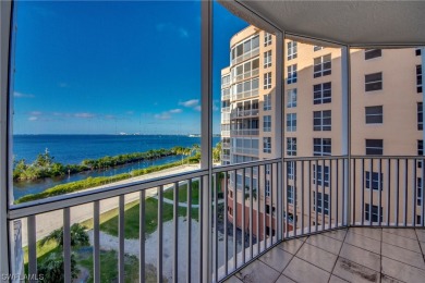 Beach Condo For Sale in Fort Myers, Florida