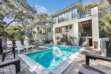Beach Home For Sale in Hilton Head Island, South Carolina