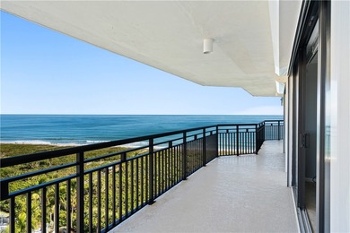 Beach Condo For Sale in Hutchinson Island, Florida