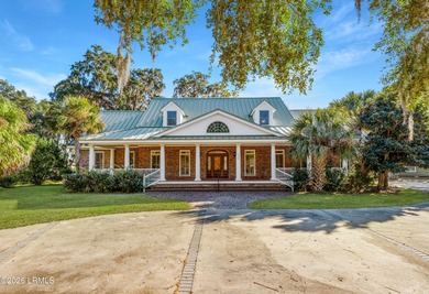 Beach Home For Sale in Beaufort, South Carolina
