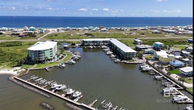 Beach Condo For Sale in Gulf Shores, Alabama