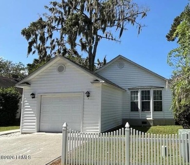 Beach Home For Sale in Beaufort, South Carolina