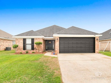 Beach Home For Sale in Foley, Alabama