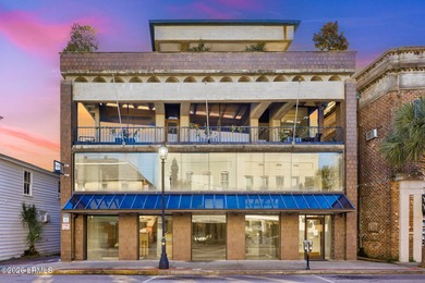 Beach Home For Sale in Beaufort, South Carolina