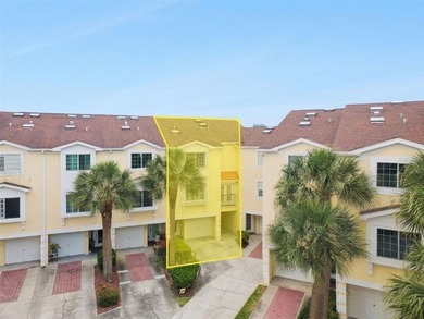 Beach Townhome/Townhouse For Sale in Oldsmar, Florida