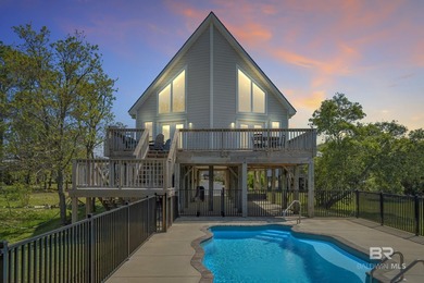 Beach Home For Sale in Gulf Shores, Alabama