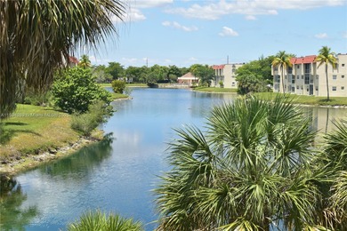 Beach Condo For Sale in Sunrise, Florida