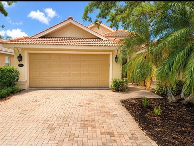Beach Home For Sale in Bradenton, Florida