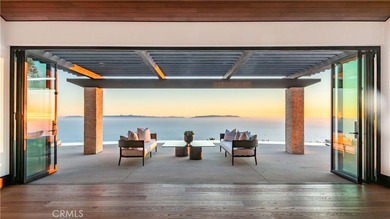 Beach Home For Sale in Rolling Hills, California