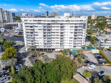Beach Condo For Sale in North Miami, Florida