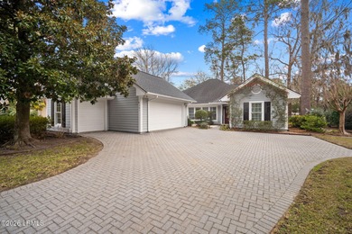 Beach Home For Sale in Saint Helena Island, South Carolina