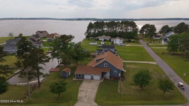 Beach Home For Sale in Currituck, North Carolina