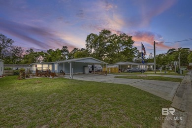 Beach Home For Sale in Lillian, Alabama