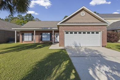 Beach Home For Sale in Foley, Alabama