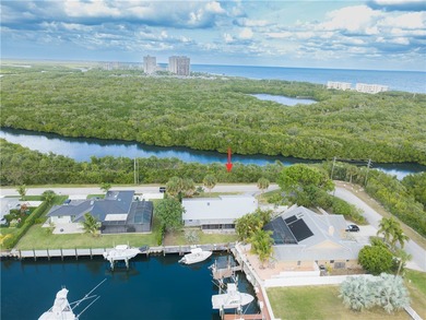 Beach Home For Sale in Hutchinson Island, Florida