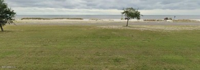 Beach Lot For Sale in Gulfport, Mississippi