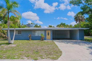 Beach Townhome/Townhouse For Sale in Sarasota, Florida