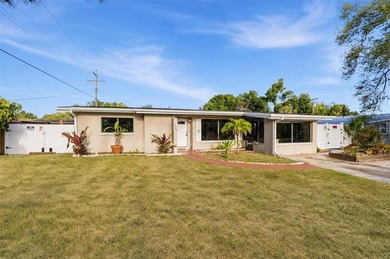 Beach Home For Sale in Sarasota, Florida
