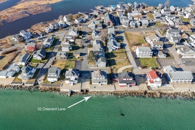 Beach Home For Sale in Wells, Maine