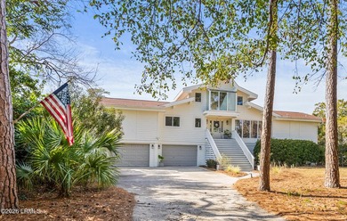 Beach Home For Sale in Beaufort, South Carolina