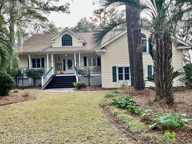 Beach Home For Sale in Beaufort, South Carolina
