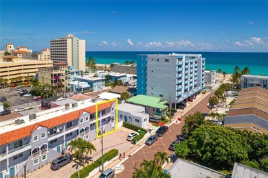 Beach Townhome/Townhouse For Sale in Hollywood, Florida