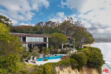 Beach Home For Sale in Malibu, California