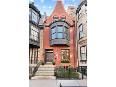 Beach Home For Sale in Chicago, Illinois