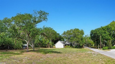 Beach Lot For Sale in Sarasota, Florida