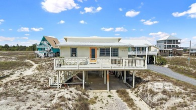 Beach Home For Sale in Gulf Shores, Alabama