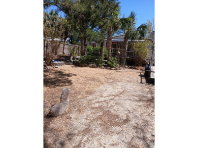 Beach Home For Sale in Cedar Key, Florida