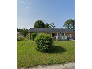 Beach Home For Sale in Portsmouth, Virginia