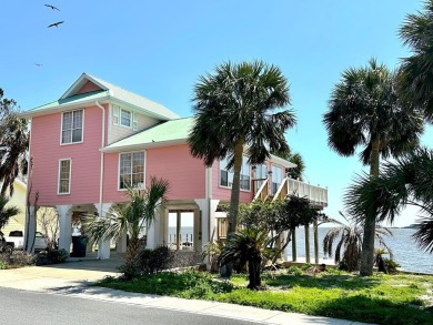 Beach Home For Sale in Cedar Key, Florida