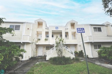 Beach Condo For Sale in Lauderdale Lakes, Florida