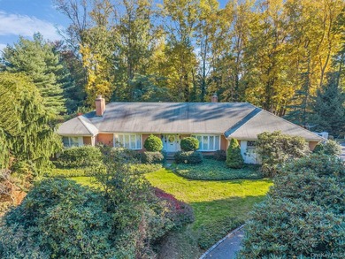 Beach Home For Sale in Setauket, New York