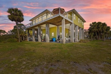 Beach Home For Sale in Cedar Key, Florida