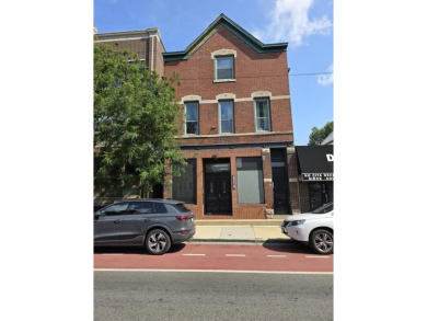 Beach Commercial For Sale in Chicago, Illinois