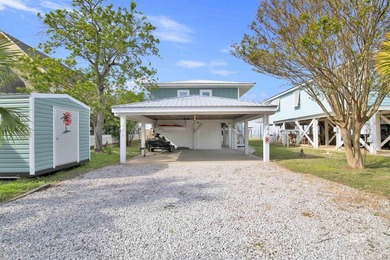 Beach Home For Sale in Gulf Shores, Alabama