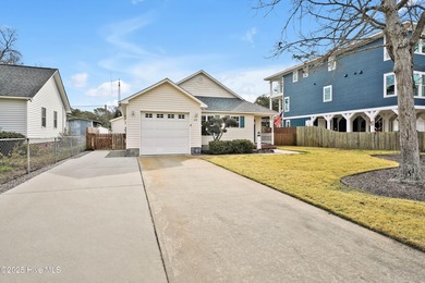 Beach Home Active Under Contract in Oak Island, North Carolina