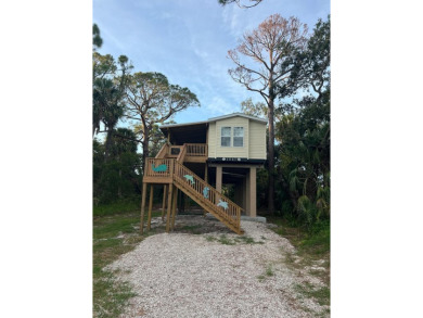 Beach Home Sale Pending in Cedar Key, Florida