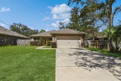 Beach Home For Sale in Fort Walton Beach, Florida