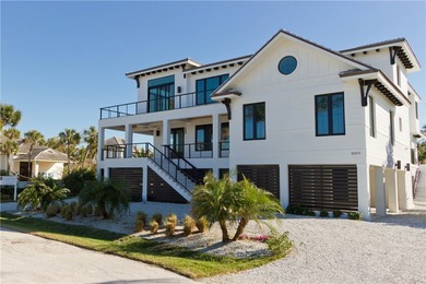 Beach Home Active Under Contract in Vero Beach, Florida