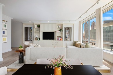 Beach Apartment For Sale in New York, New York