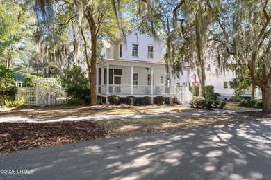 Beach Home For Sale in Beaufort, South Carolina