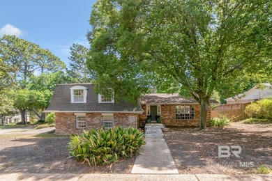 Beach Home For Sale in Mobile, Alabama