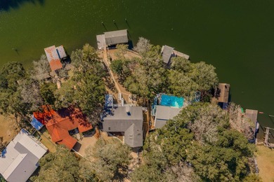 Beach Home Sale Pending in Fort Walton Beach, Florida