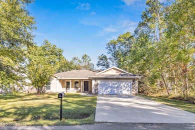 Beach Home For Sale in Ocean Springs, Mississippi